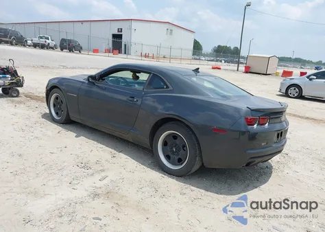 2013 Chevrolet Camaro 1Ls z USA, uszkodzony, nr VIN 2G1FE1E3XD9135415